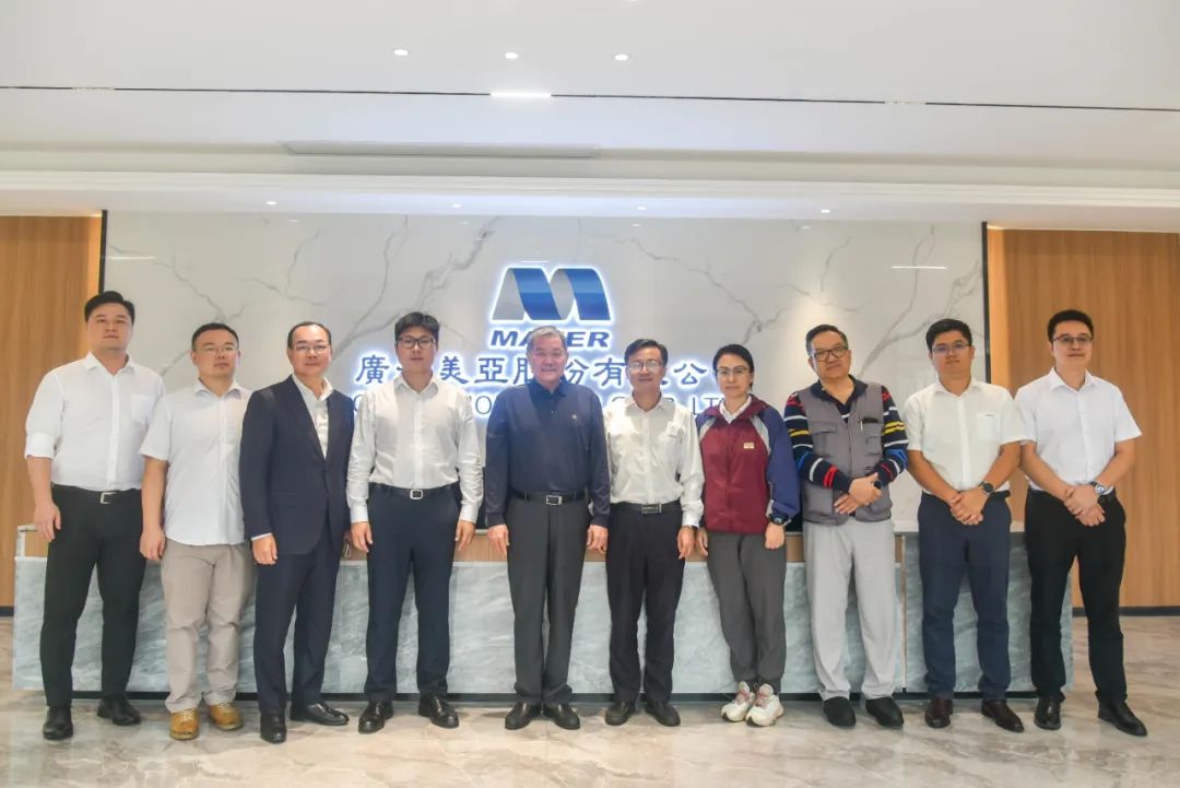 �Ӵ��л�ѧ�Ϸ���Ͷ��������һ��ݰ��������ʱ���н���